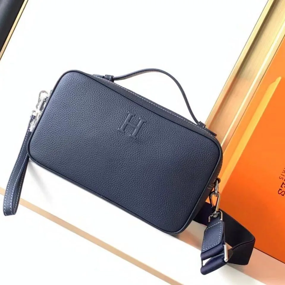 Hermès Crossbody Bag photo 2