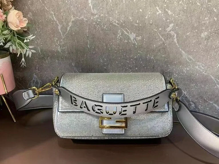 Fendi Baguette photo 11