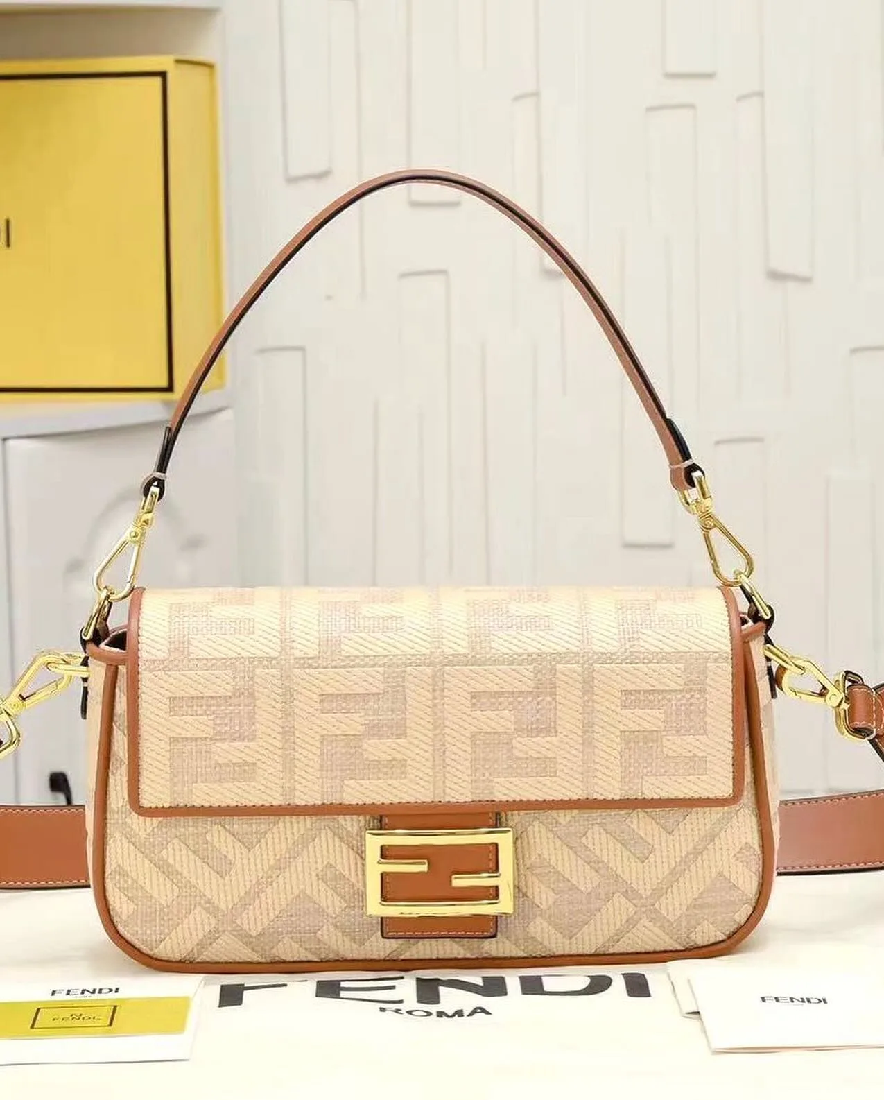 Fendi Baguette photo 5