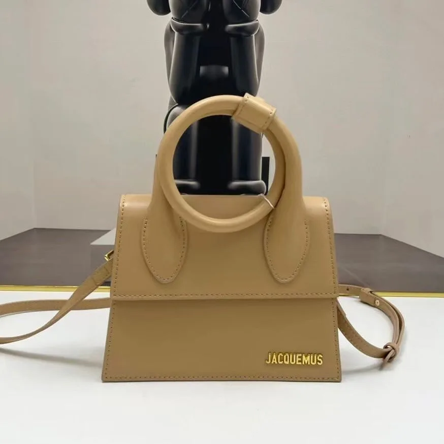 Jacquemus Le Chiquito photo 8