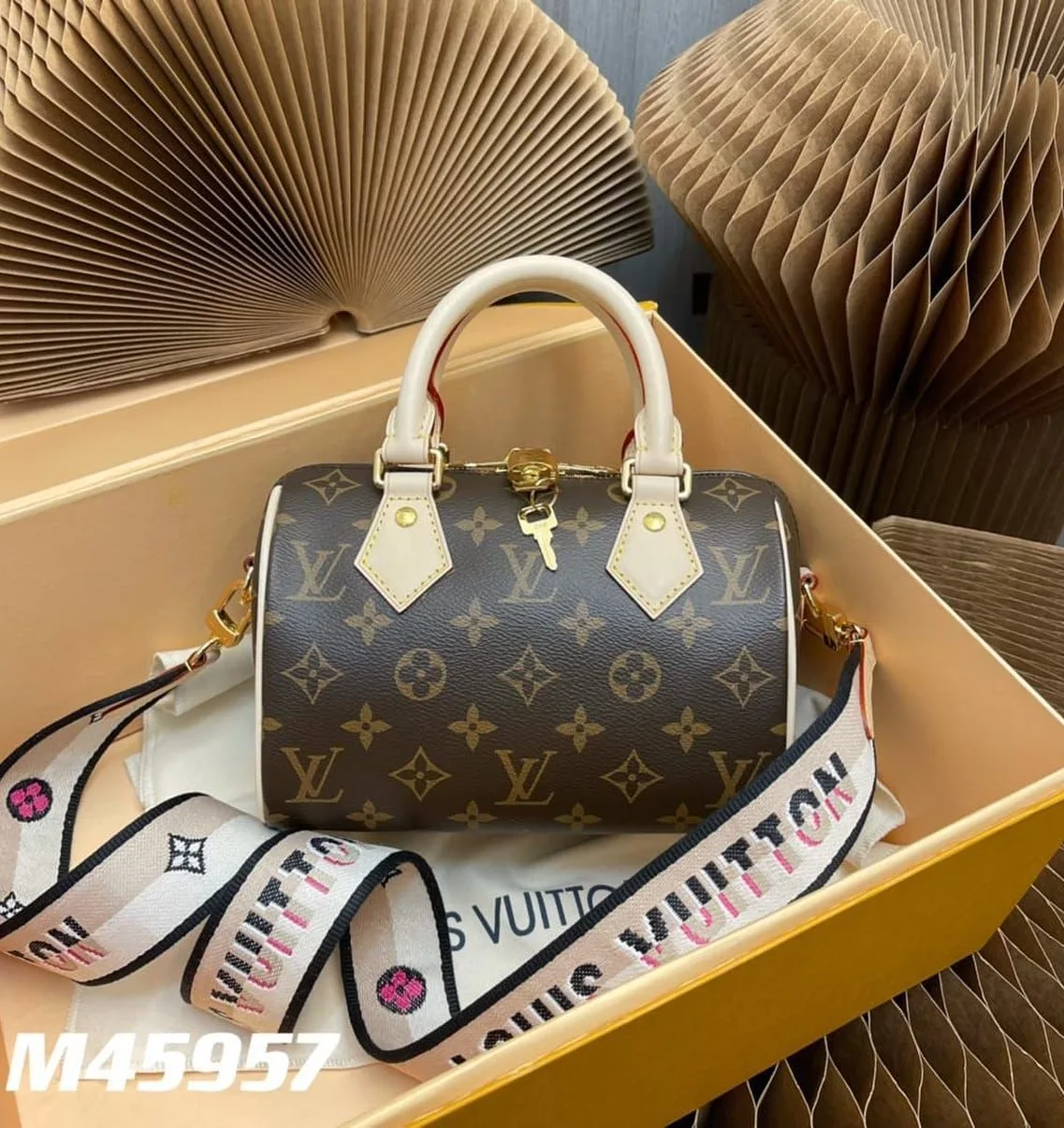 Louis Vuitton Speedy Bandoulière