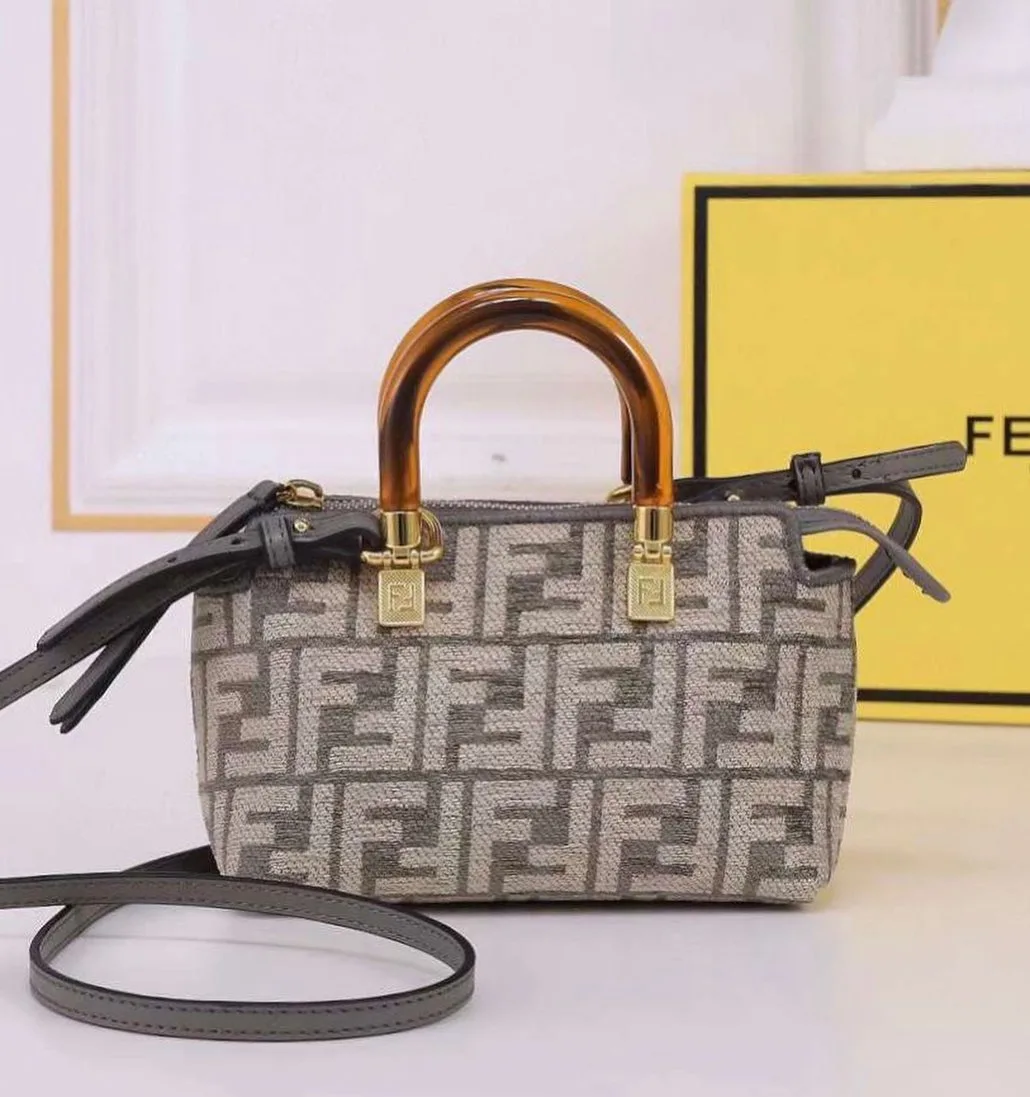 Fendi Peekaboo