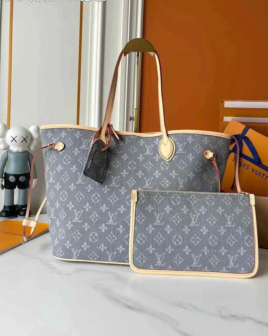 Louis Vuitton Shoulder Bag photo 2