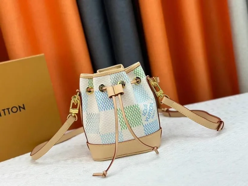 Louis Vuitton Noé bucket bag Damier Azur