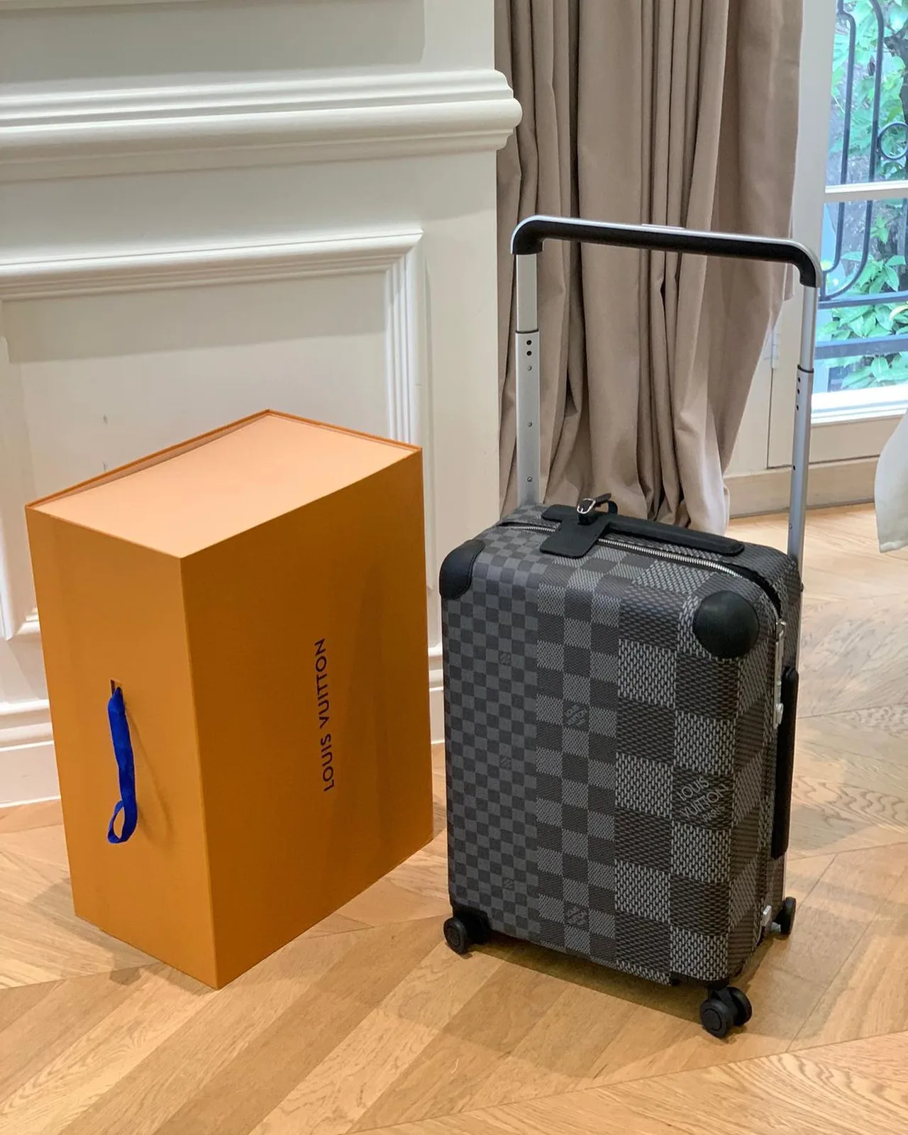 Louis Vuitton Horizon photo 3
