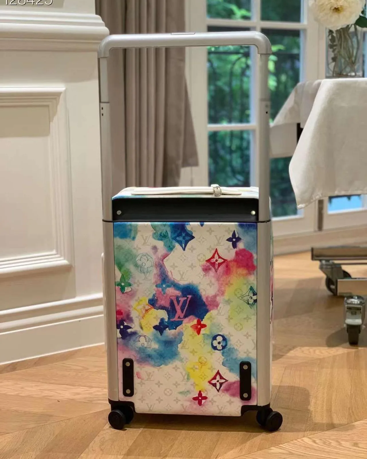Louis Vuitton Horizon