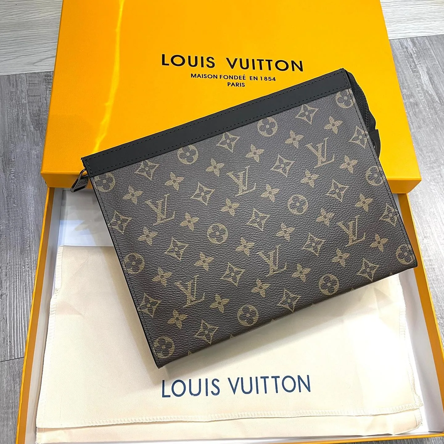 Louis Vuitton Pochette photo 3