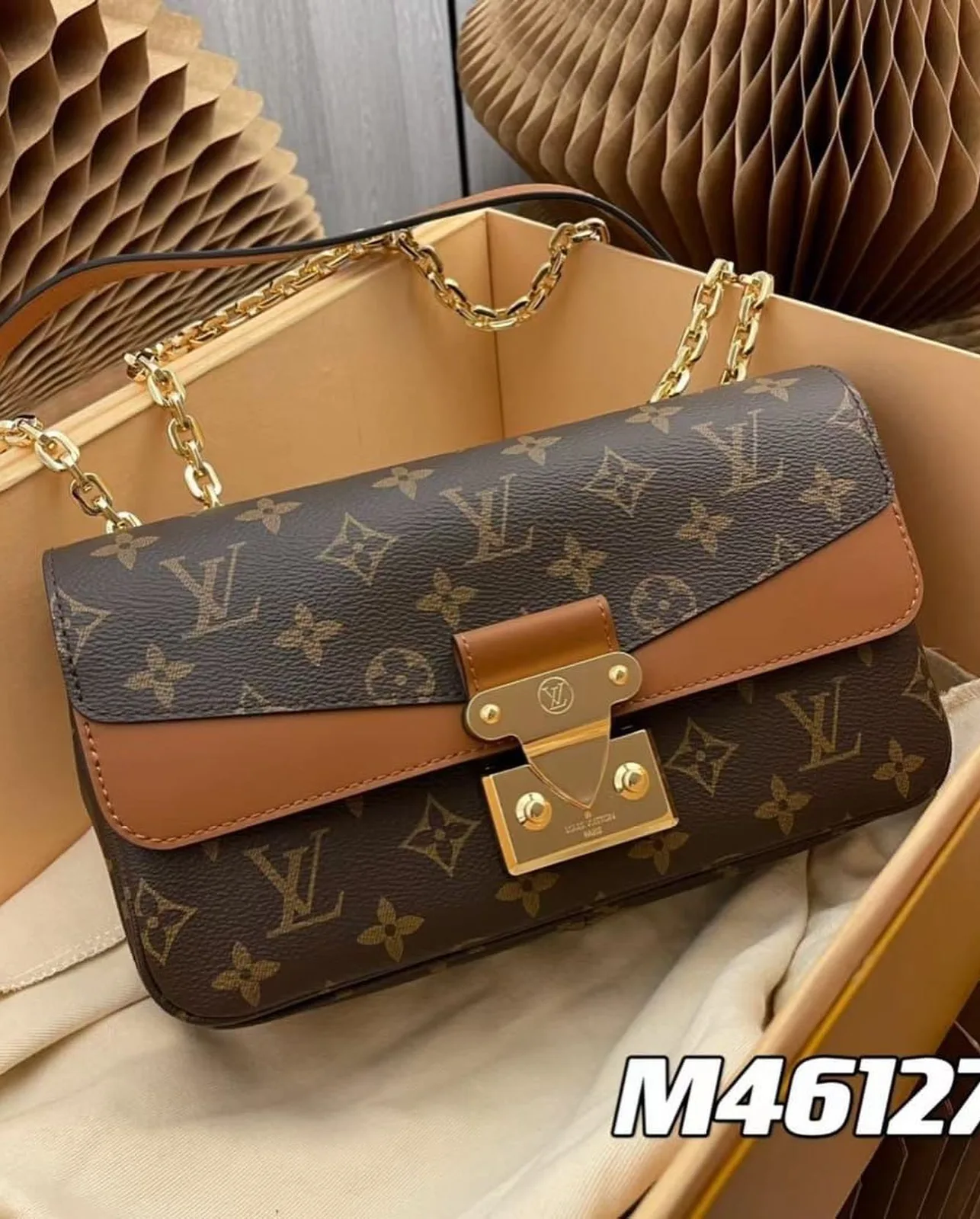 Louis Vuitton Chain Flap Bag