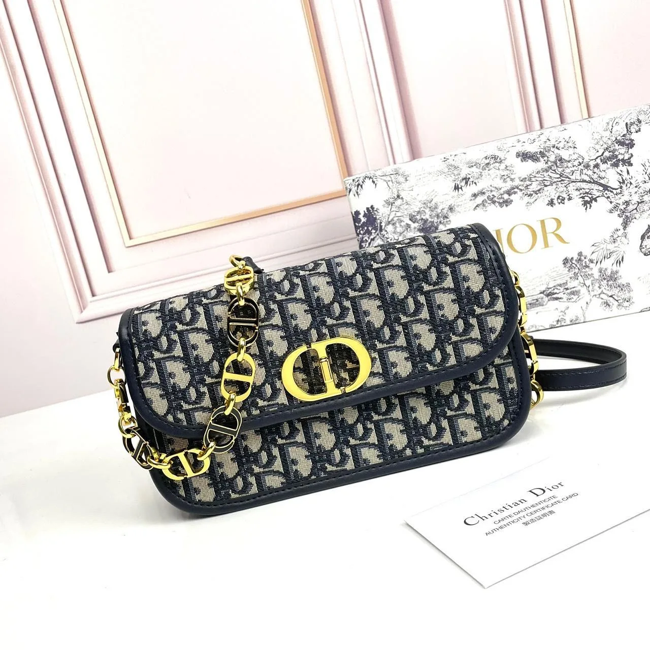 Dior 30 Montaigne chain bag photo 4