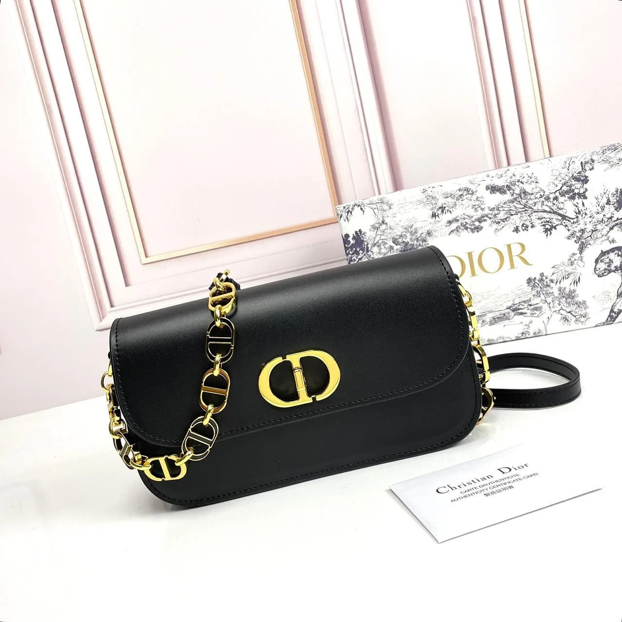 Dior 30 Montaigne chain bag