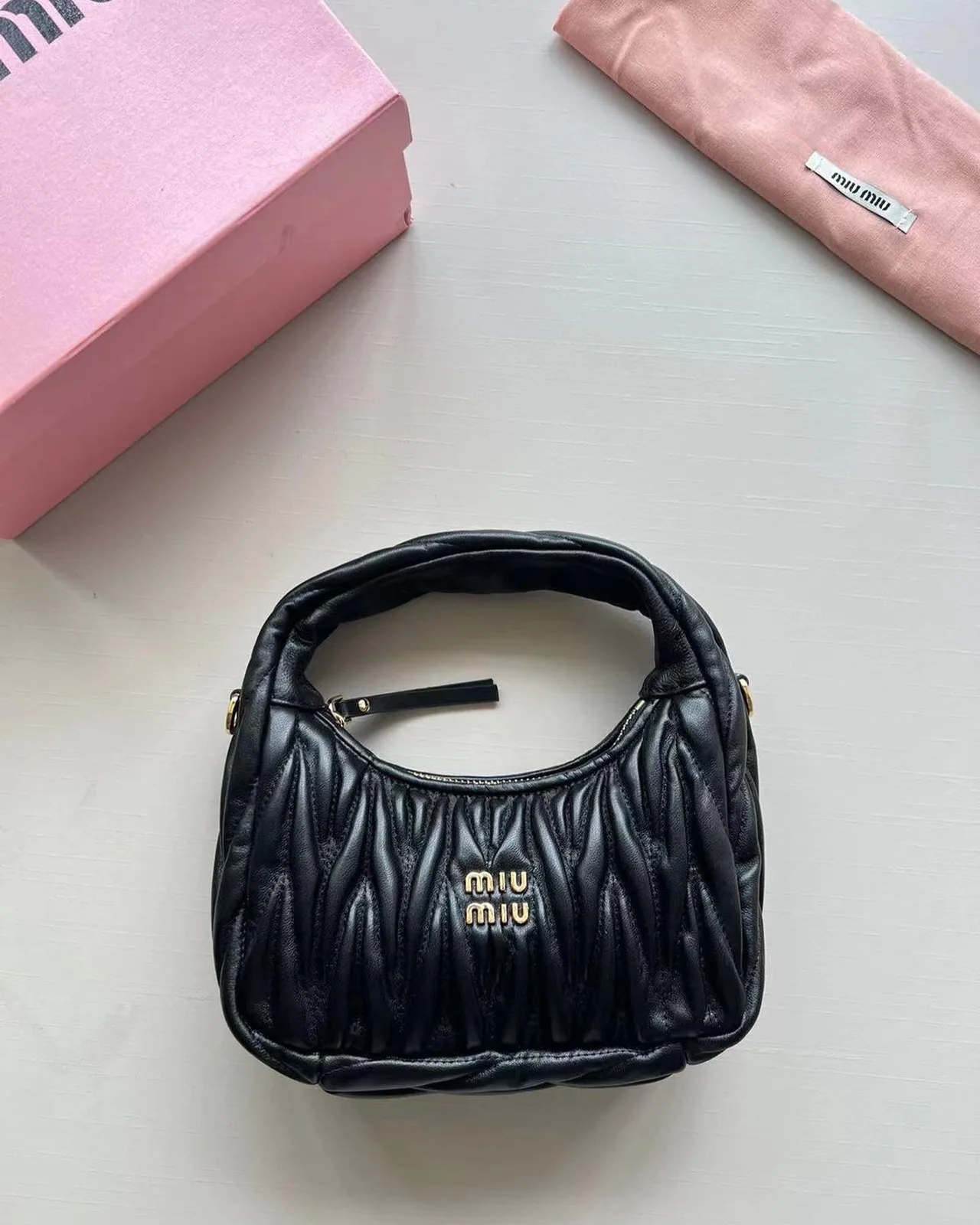 Miu Miu Shoulder Bag photo 3