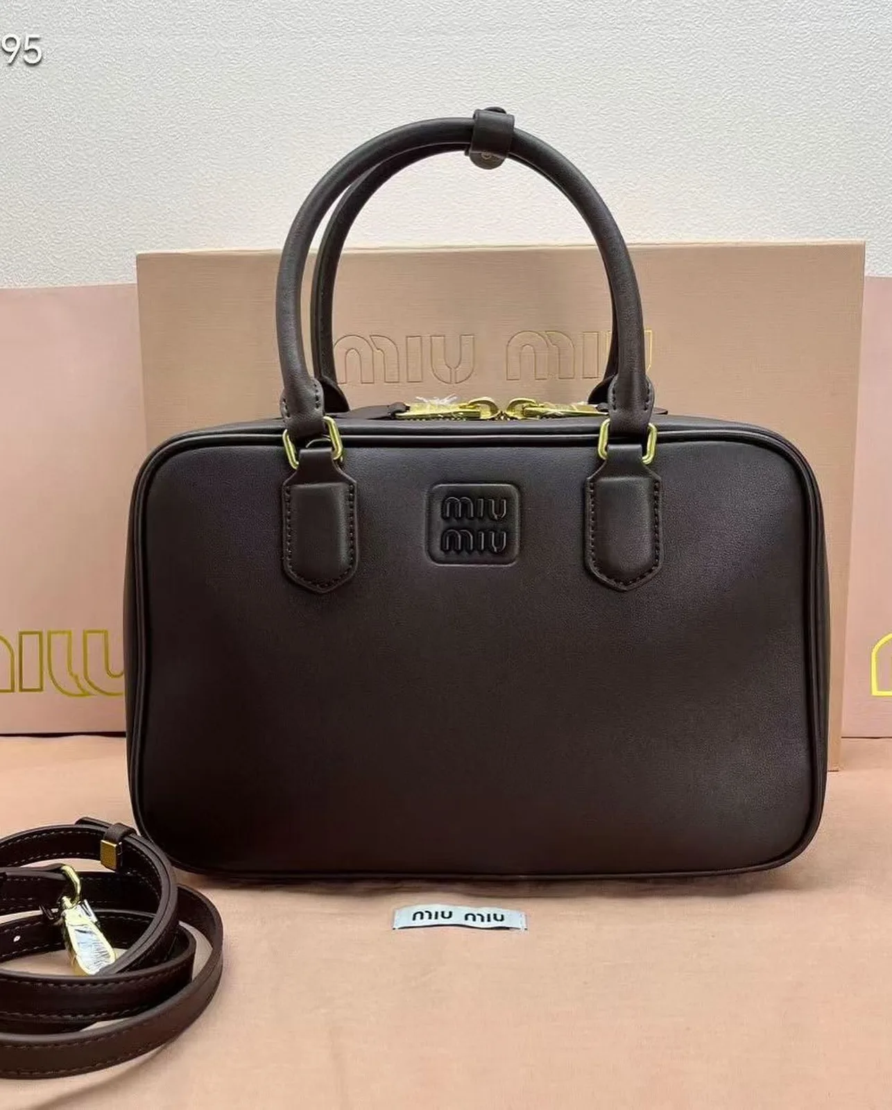 Miu Miu Handbag photo 3