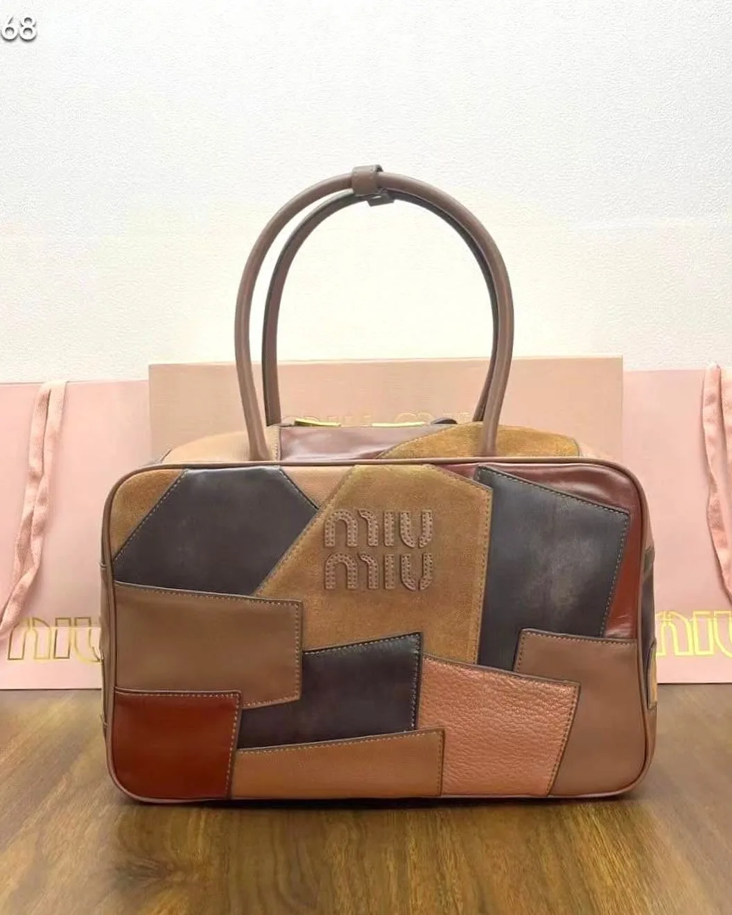 Miu Miu Handbag photo 4