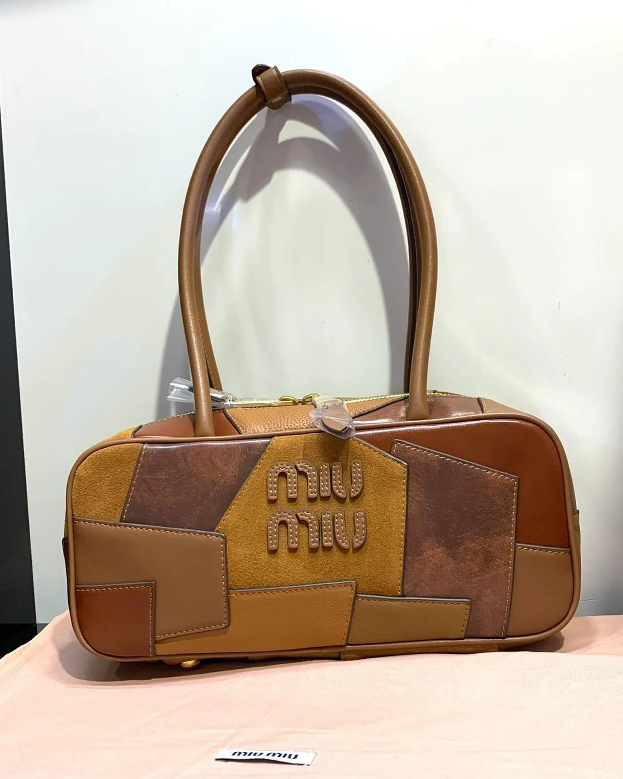 Miu Miu Handbag photo 2