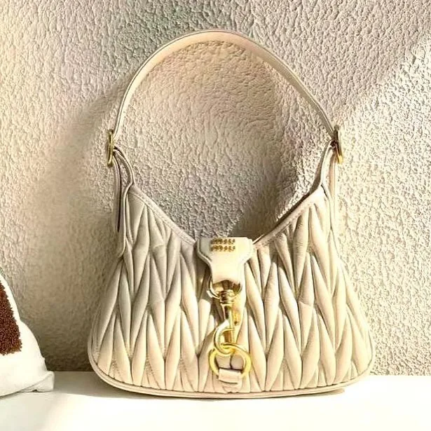 Miu Miu Matelassé Hobo photo 2