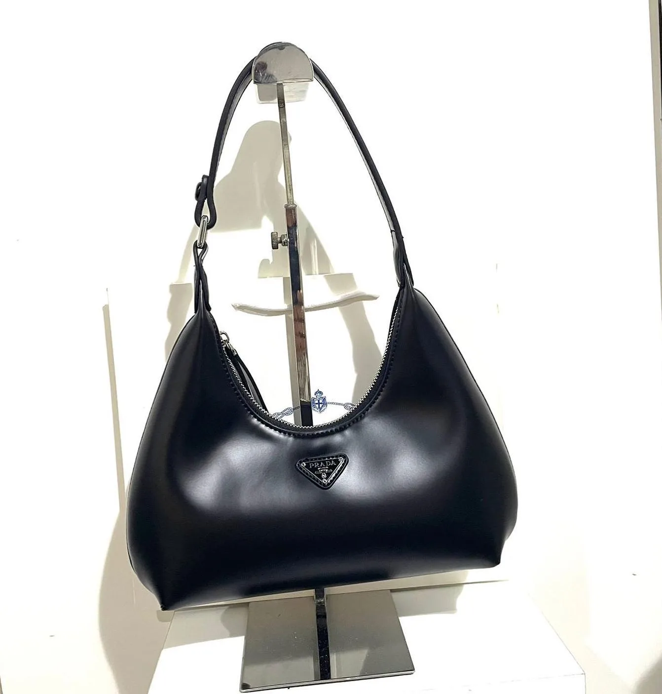 Prada Shoulder Bag photo 7