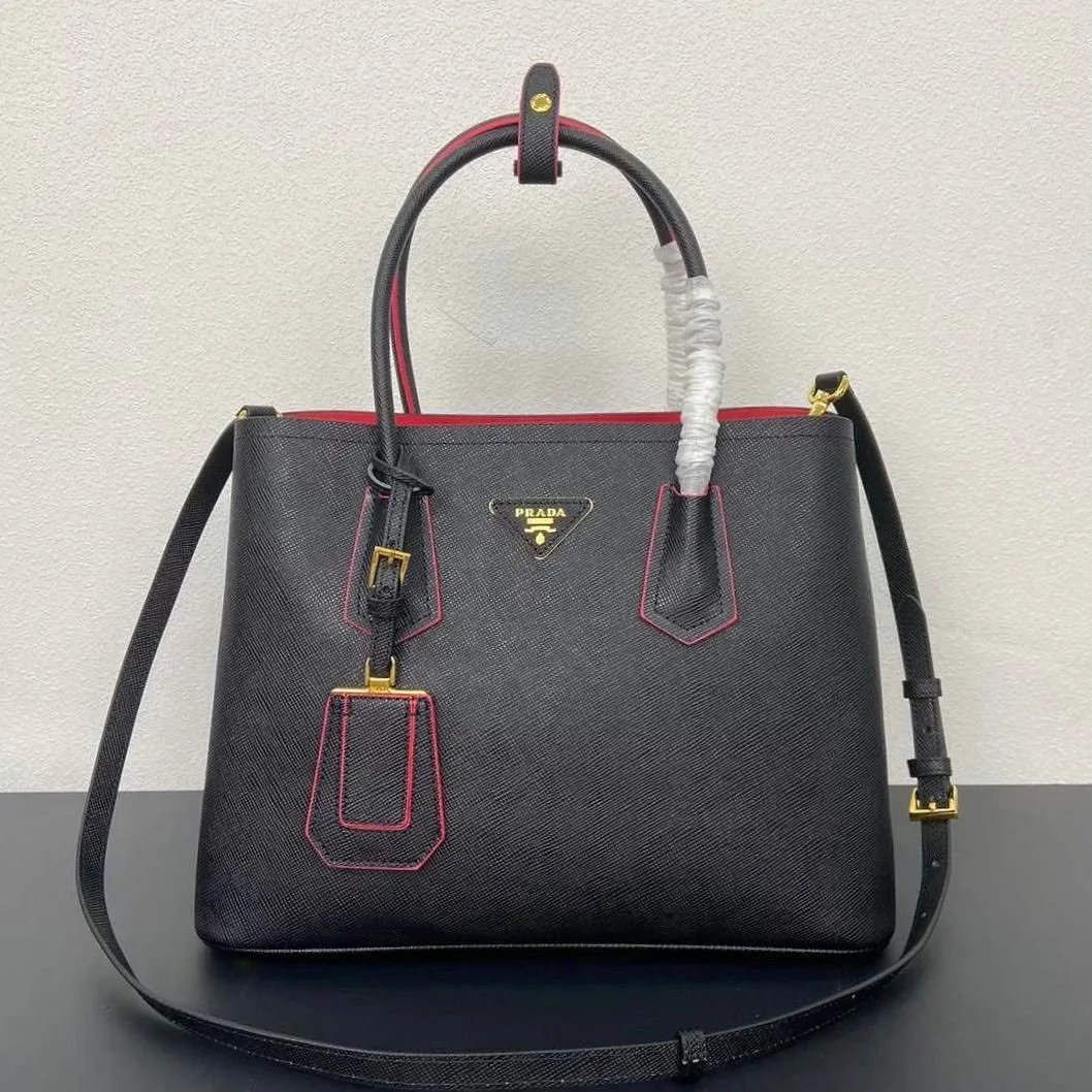 Prada Galleria photo 3
