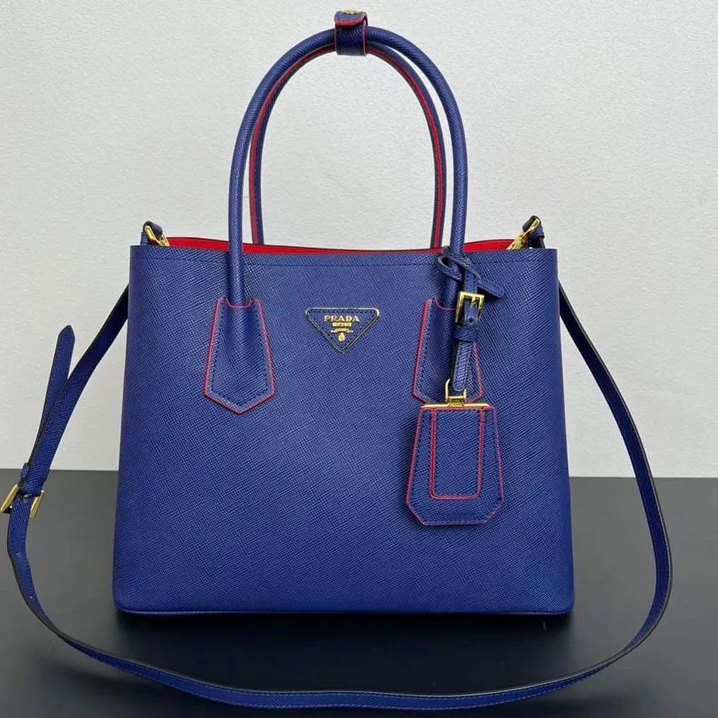 Prada Galleria photo 5
