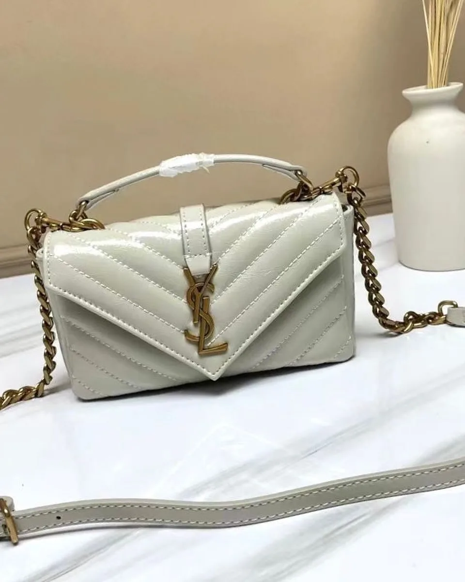 Saint Laurent College or Loulou (variant) photo 2