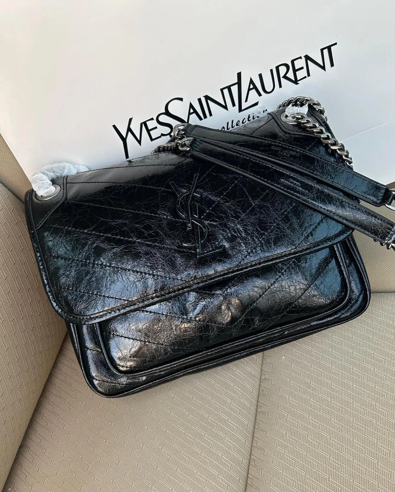 Saint Laurent Niki photo 3