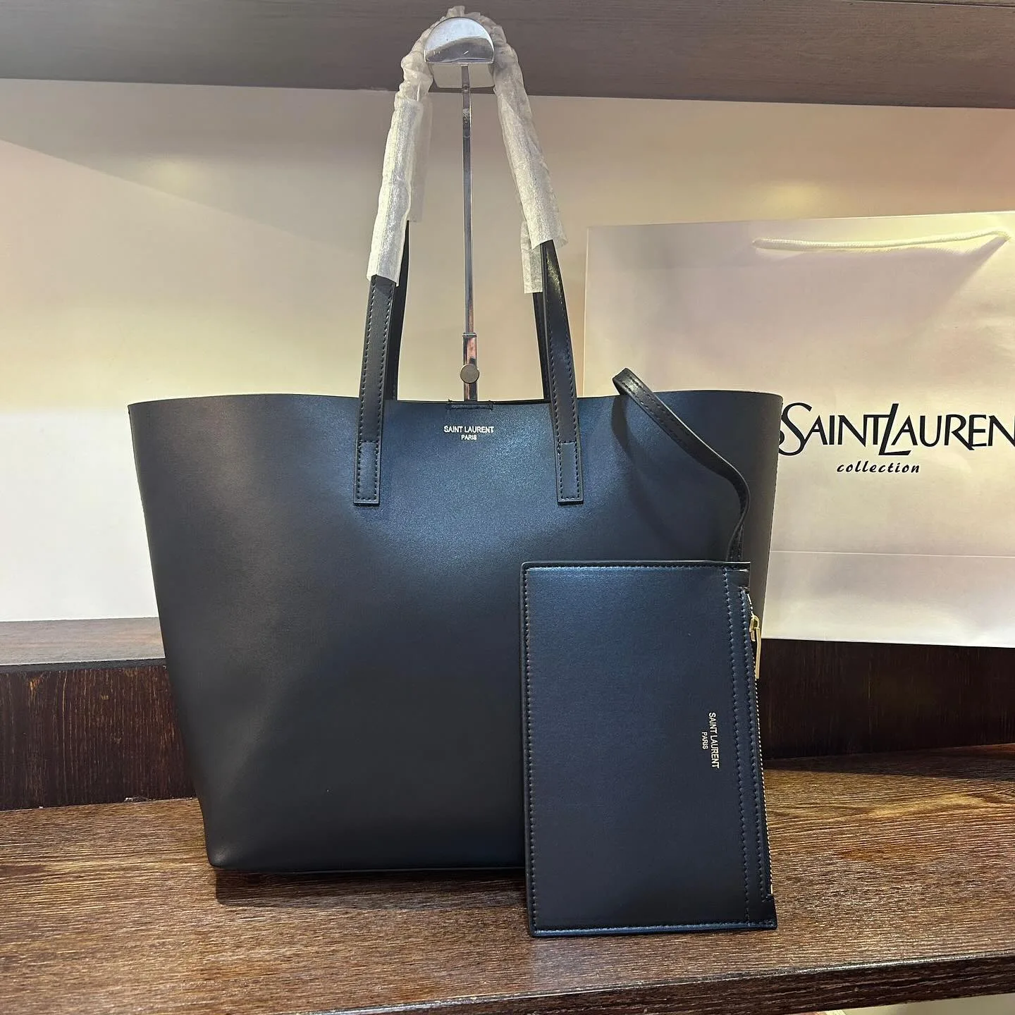Saint Laurent Shopper Tote photo 2