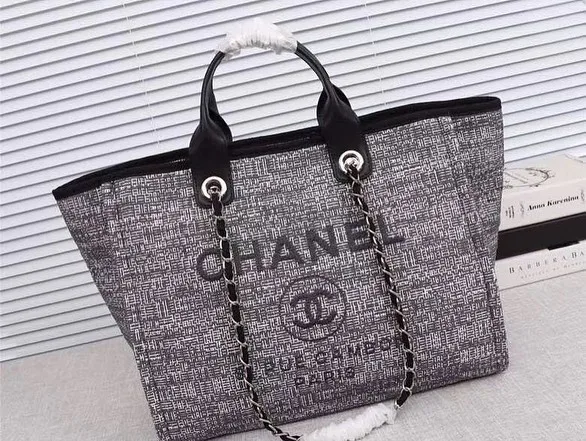 Chanel Deauville canvas tote photo 3