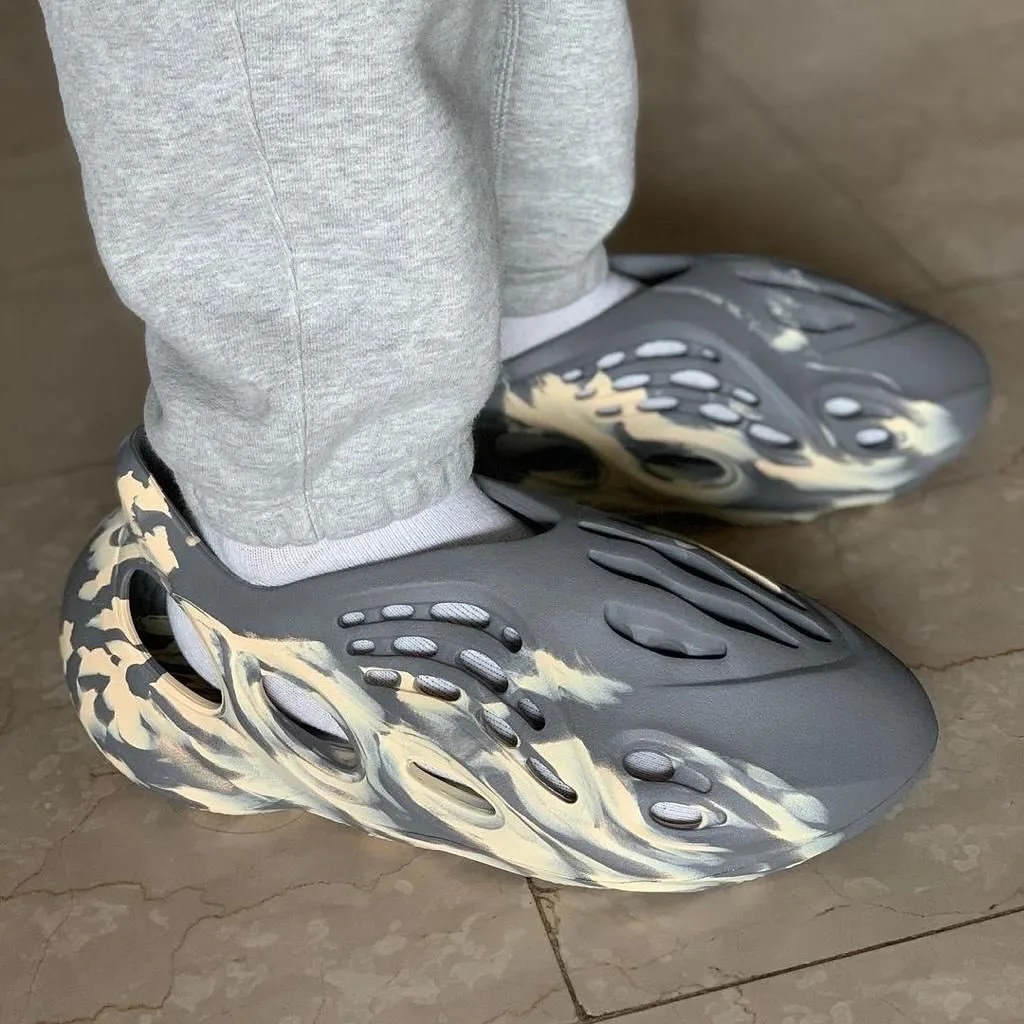 Adidas Slip-On Clog photo 6