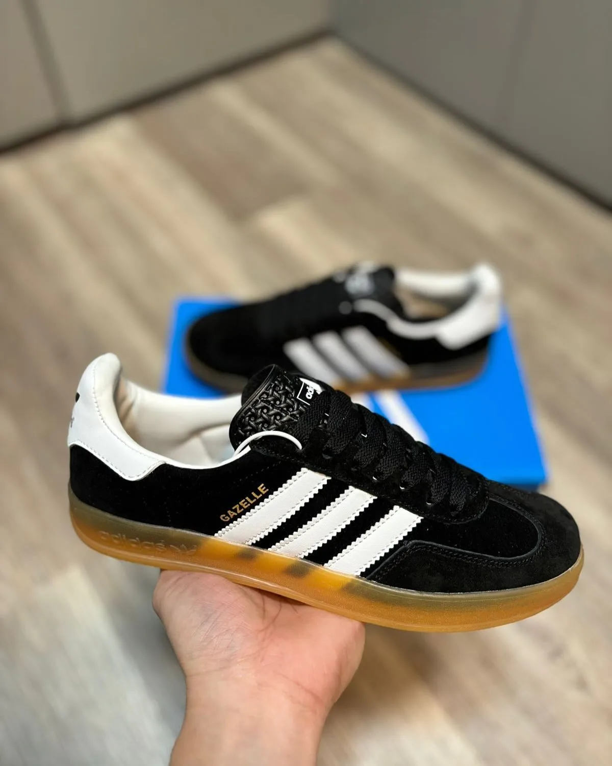 Adidas Gazelle photo 3
