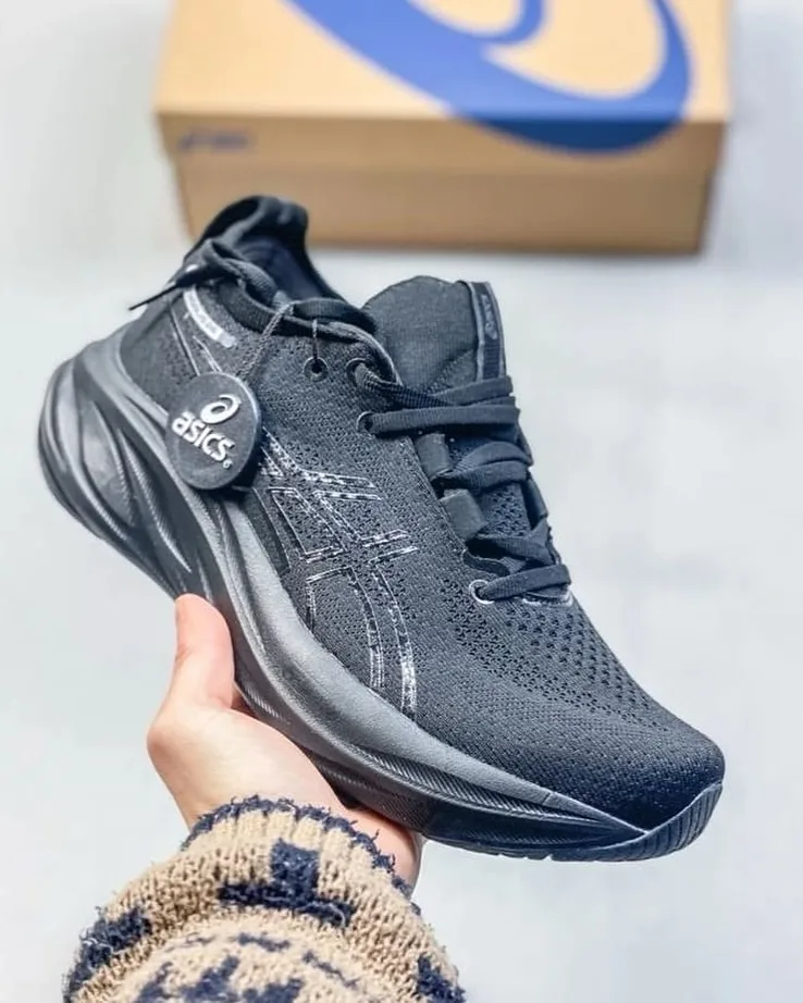 Asics Running Sneaker photo 3