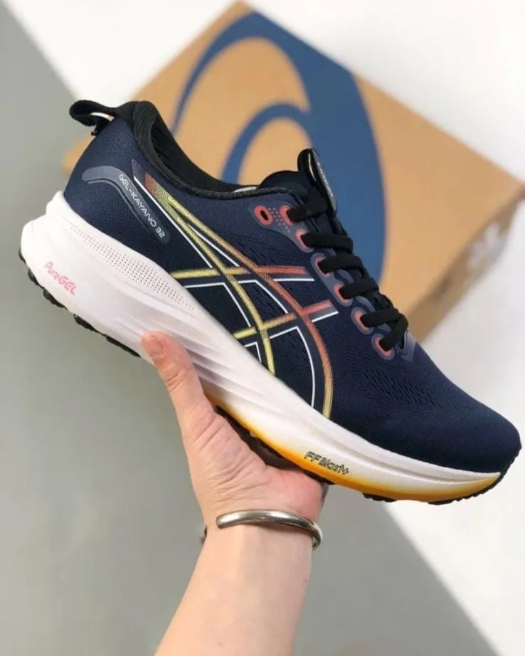 Asics Running Sneaker photo 2