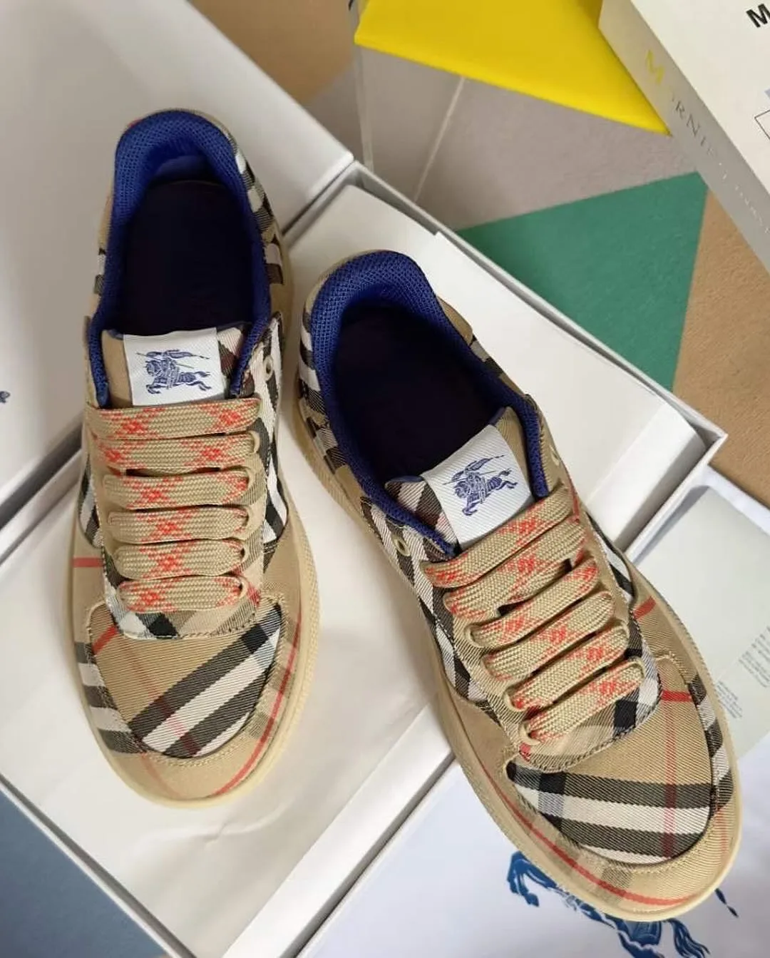 Burberry Sneaker photo 10