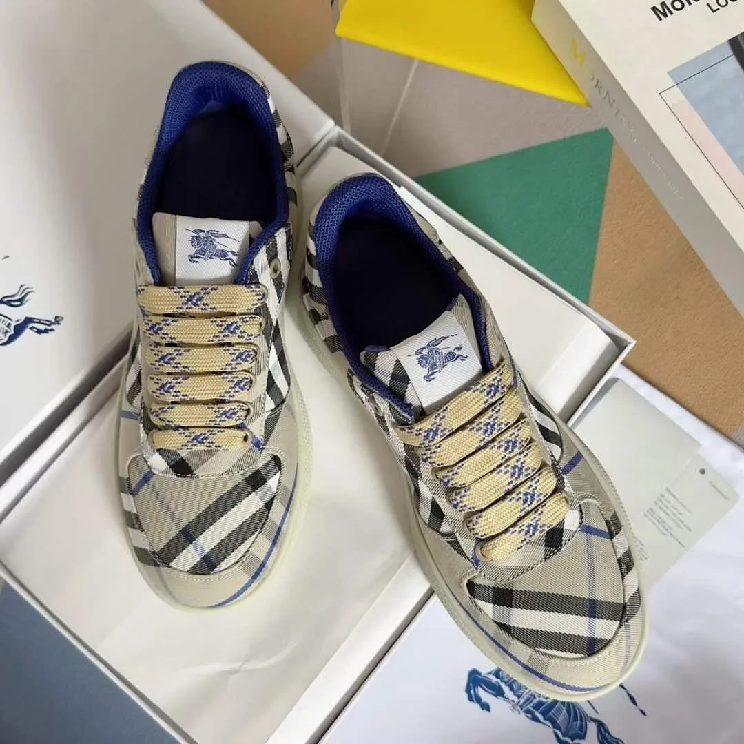 Burberry Sneaker photo 11