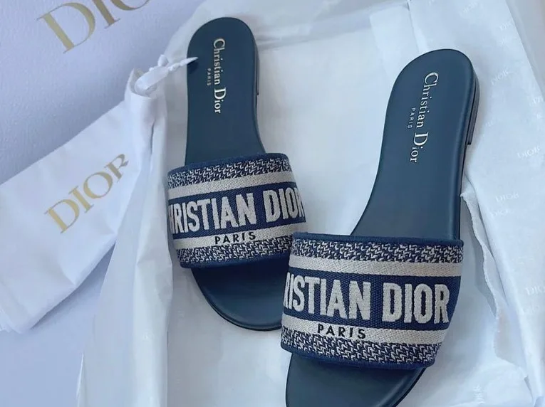 Dior Dway slide