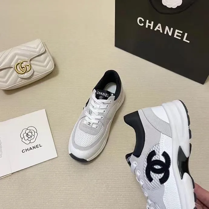 Chanel Sneaker photo 4