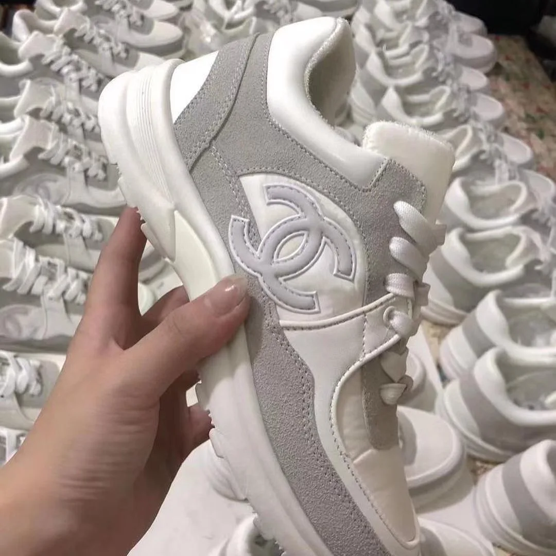 Chanel Sneaker photo 3
