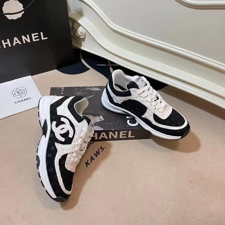 Chanel Sneaker photo 5