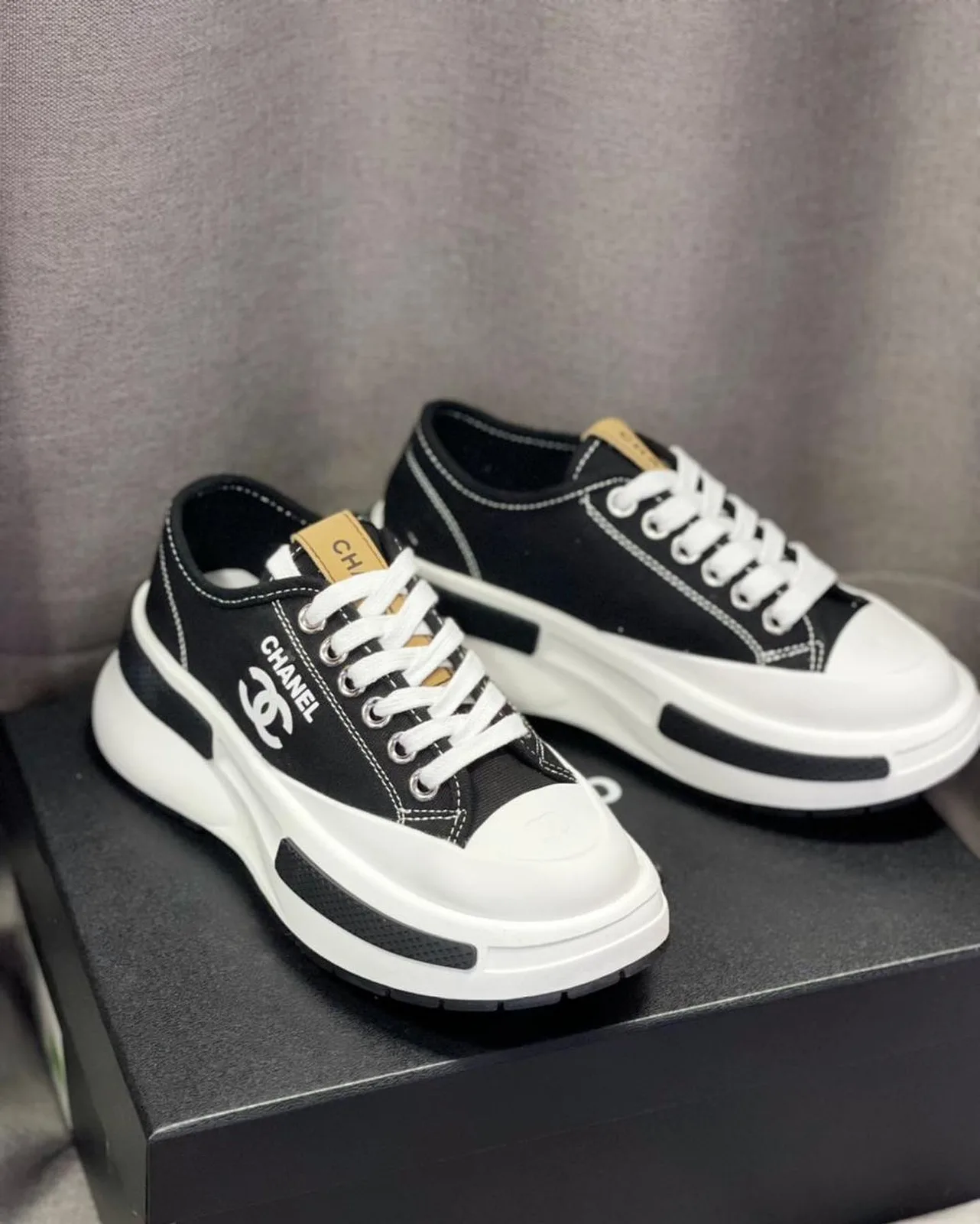 Chanel Sneaker