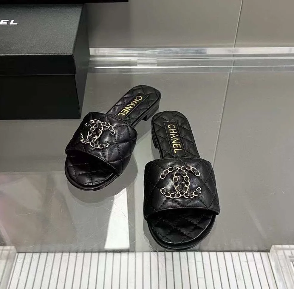 Chanel Mule photo 2