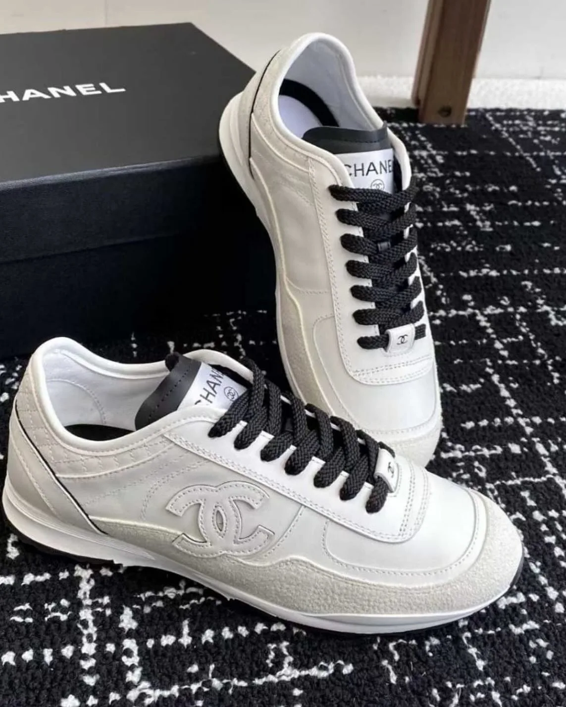Chanel Sneaker photo 6