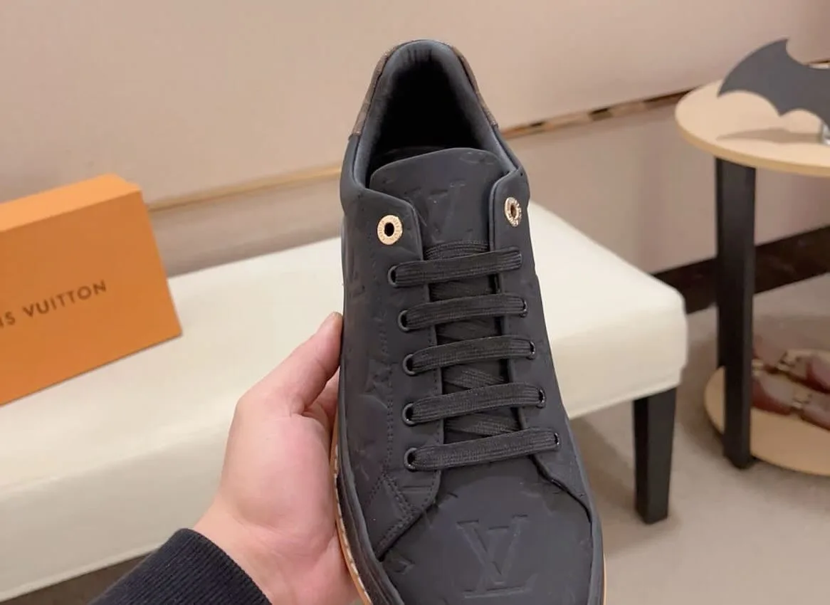 Louis Vuitton Monogram Sneaker