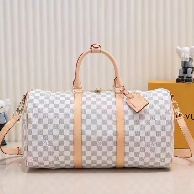 Louis Vuitton Keepall photo 10