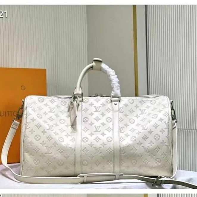 Louis Vuitton Keepall photo 8