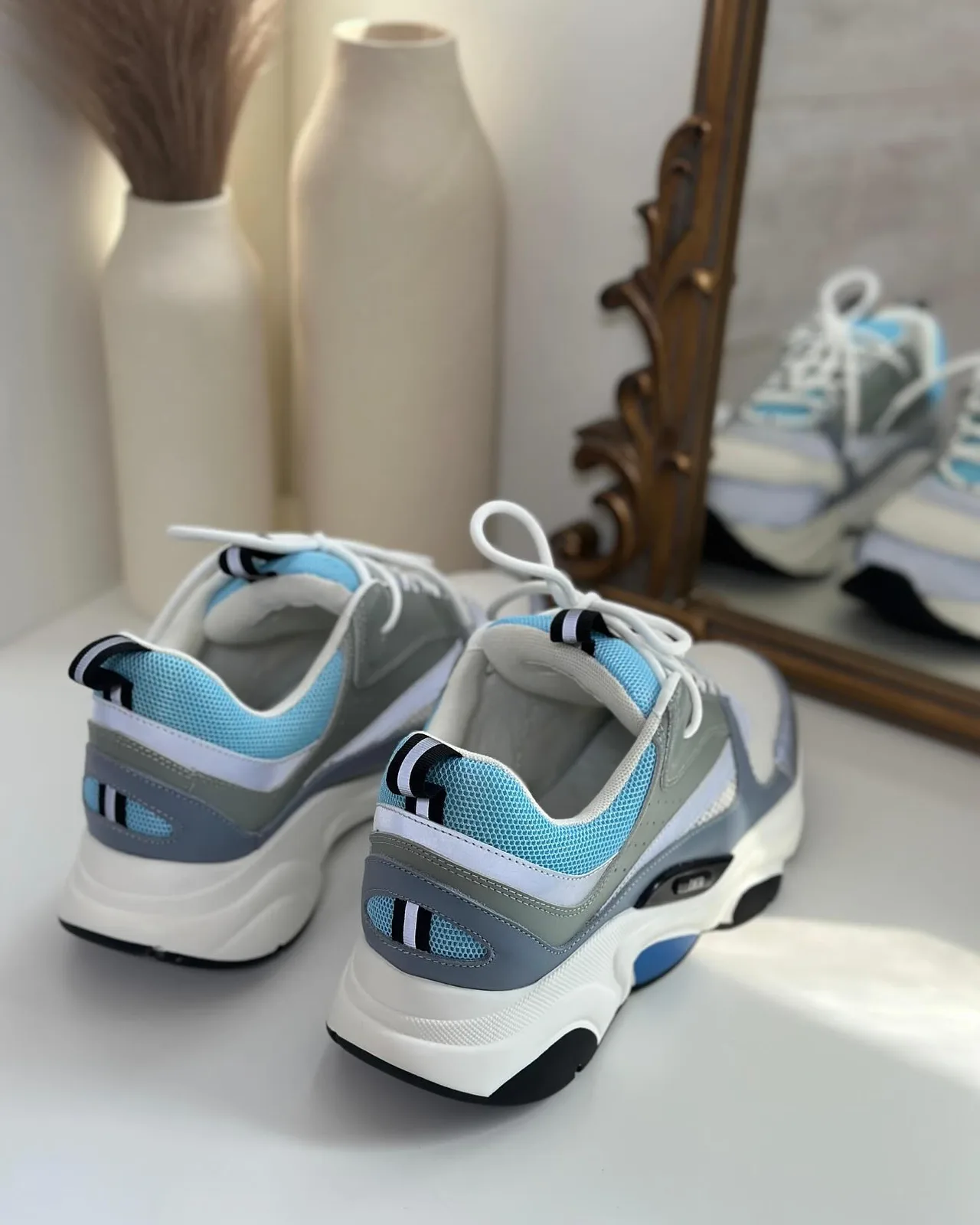 Dior Sneaker photo 2