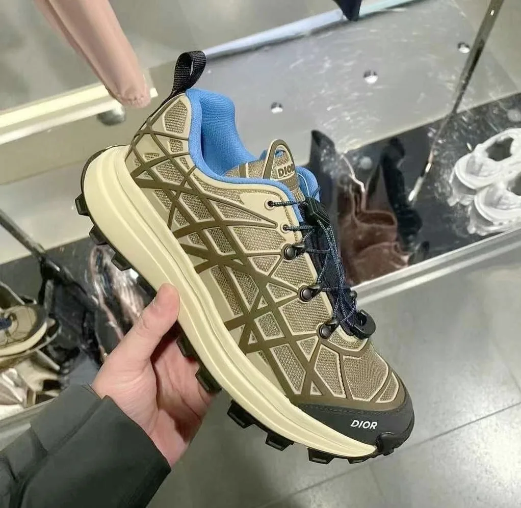 Dior B-Bold Runner