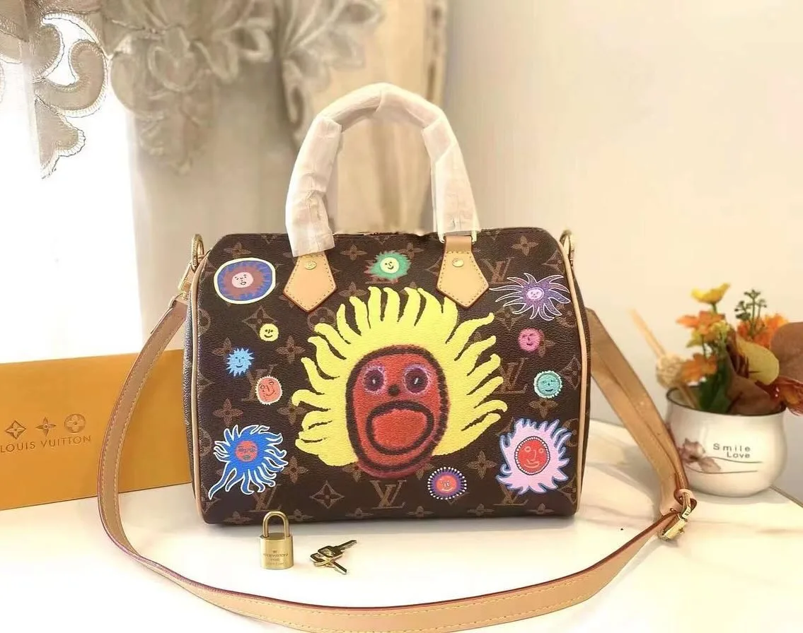 Louis Vuitton Metis photo 4