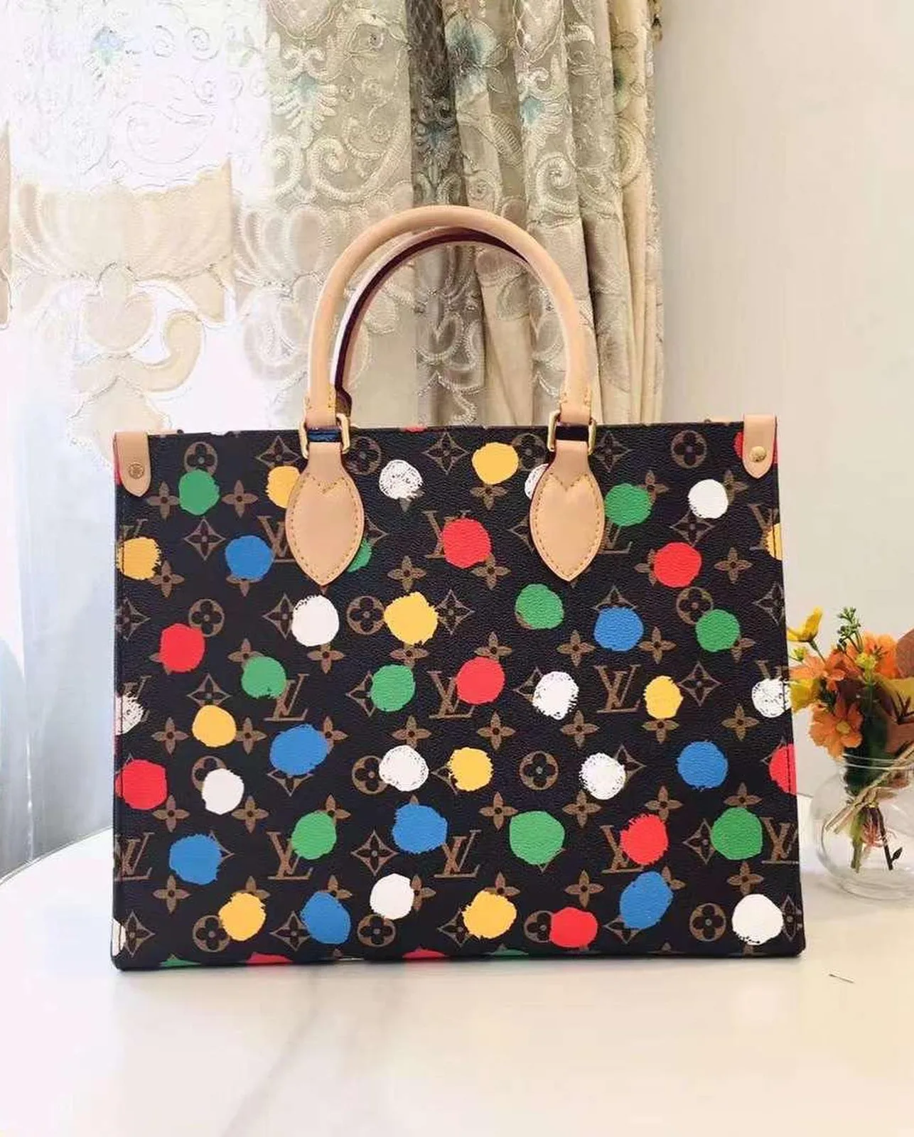 Louis Vuitton Neverfull photo 12