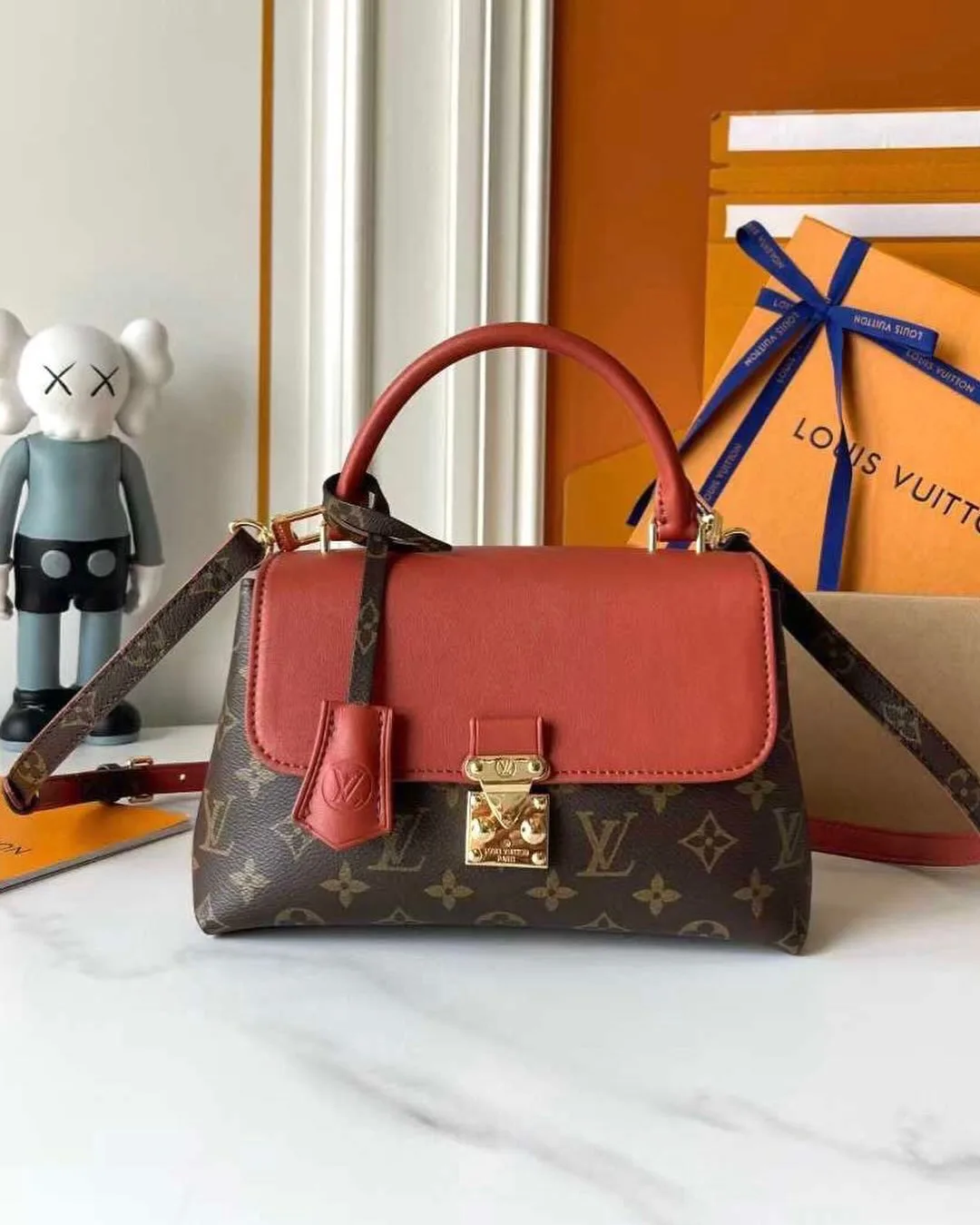 Louis Vuitton Twist PM photo 2