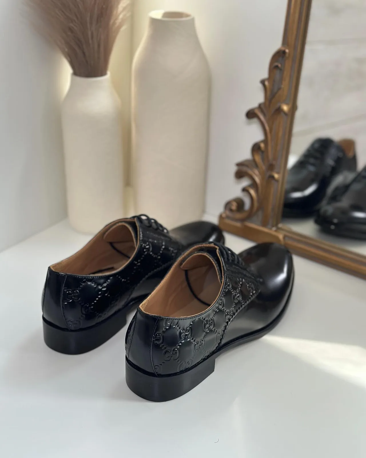 Gucci Oxford Shoe photo 2