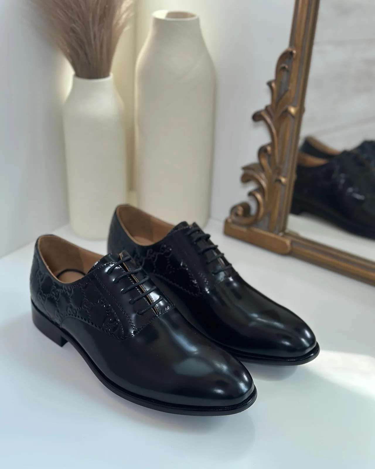 Gucci Oxford Shoe photo 3