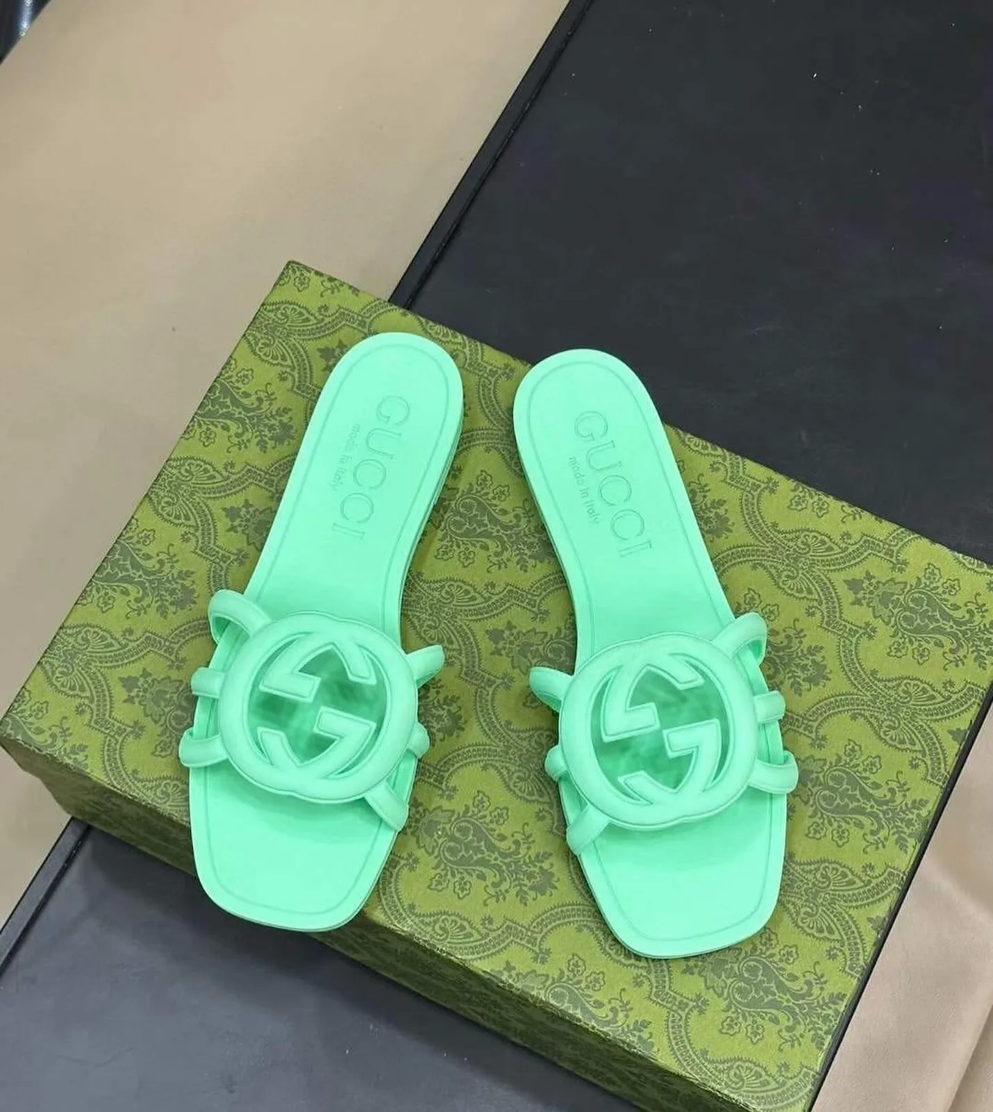Gucci GG Marmont Slide photo 3